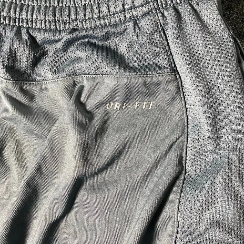 Nike Men's Grey and Blue Shorts